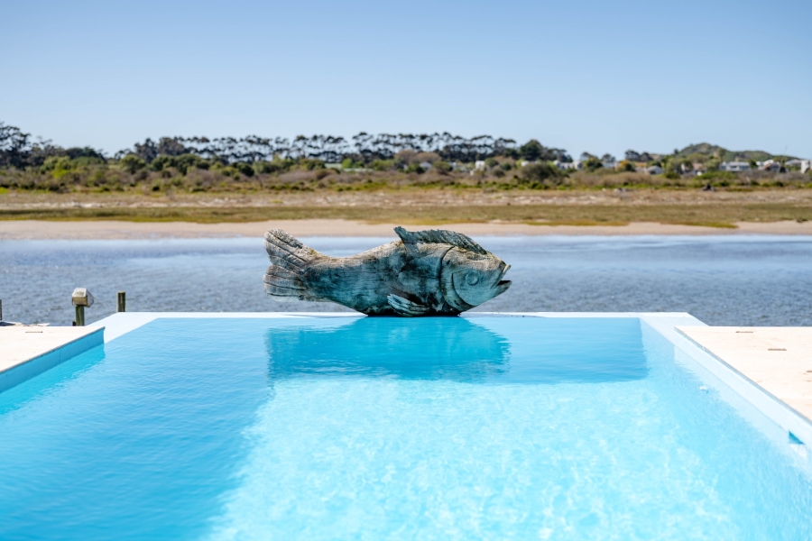 5 Bedroom Property for Sale in Keurbooms River Western Cape